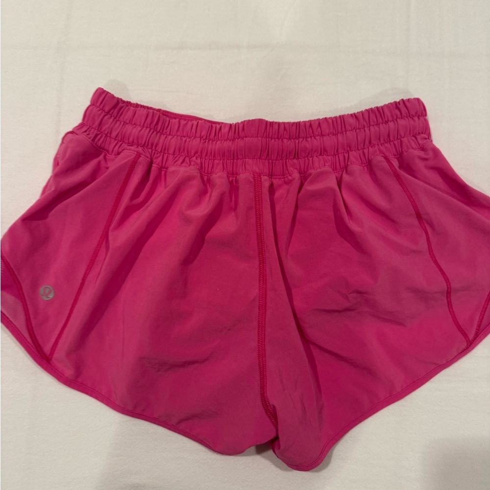 Hotty Hot Low-Rise Lined Short 2.5” SONIC PINK